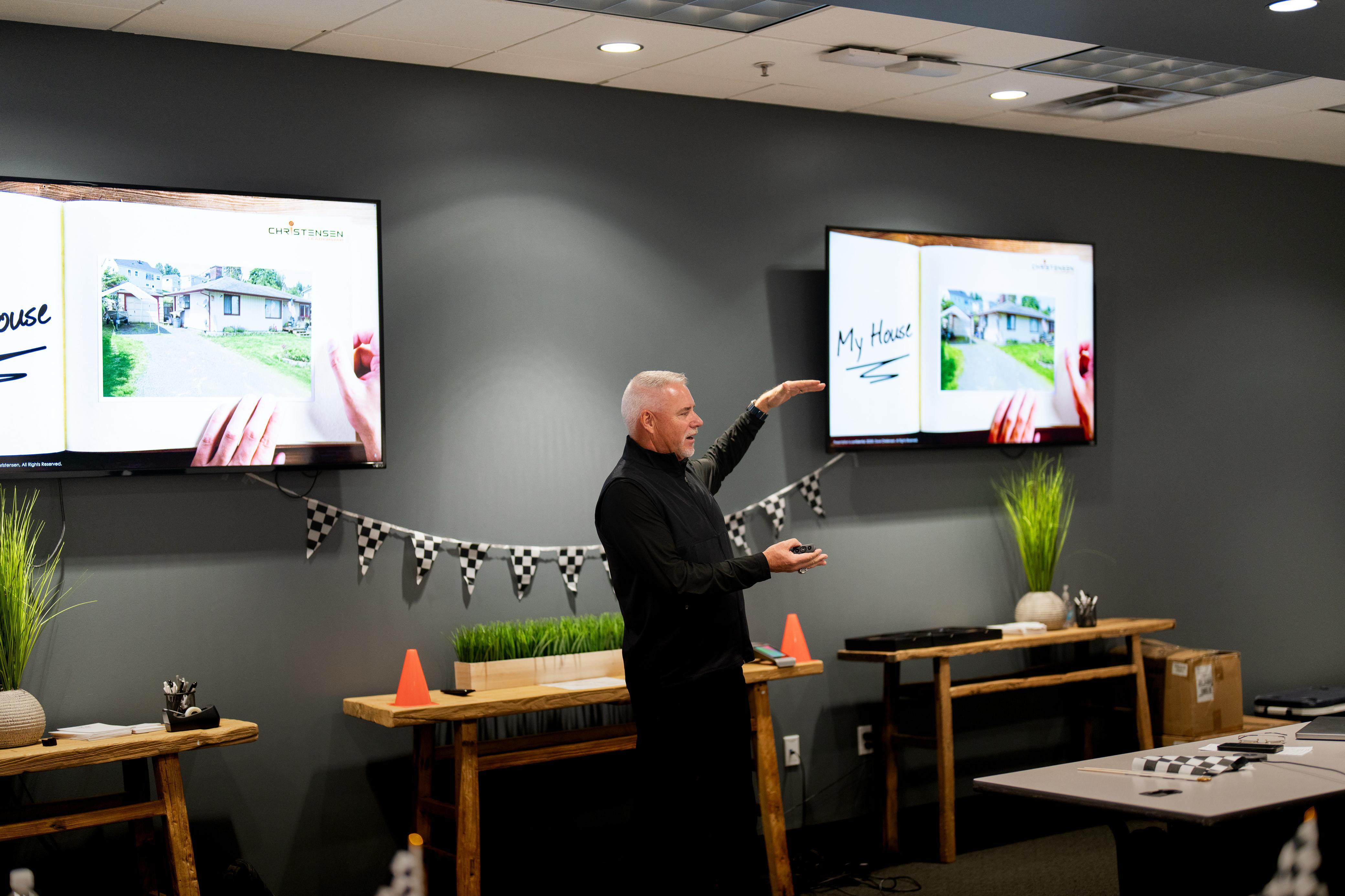 Dave Christensen leadership keynote speaker at corporate conference event 22