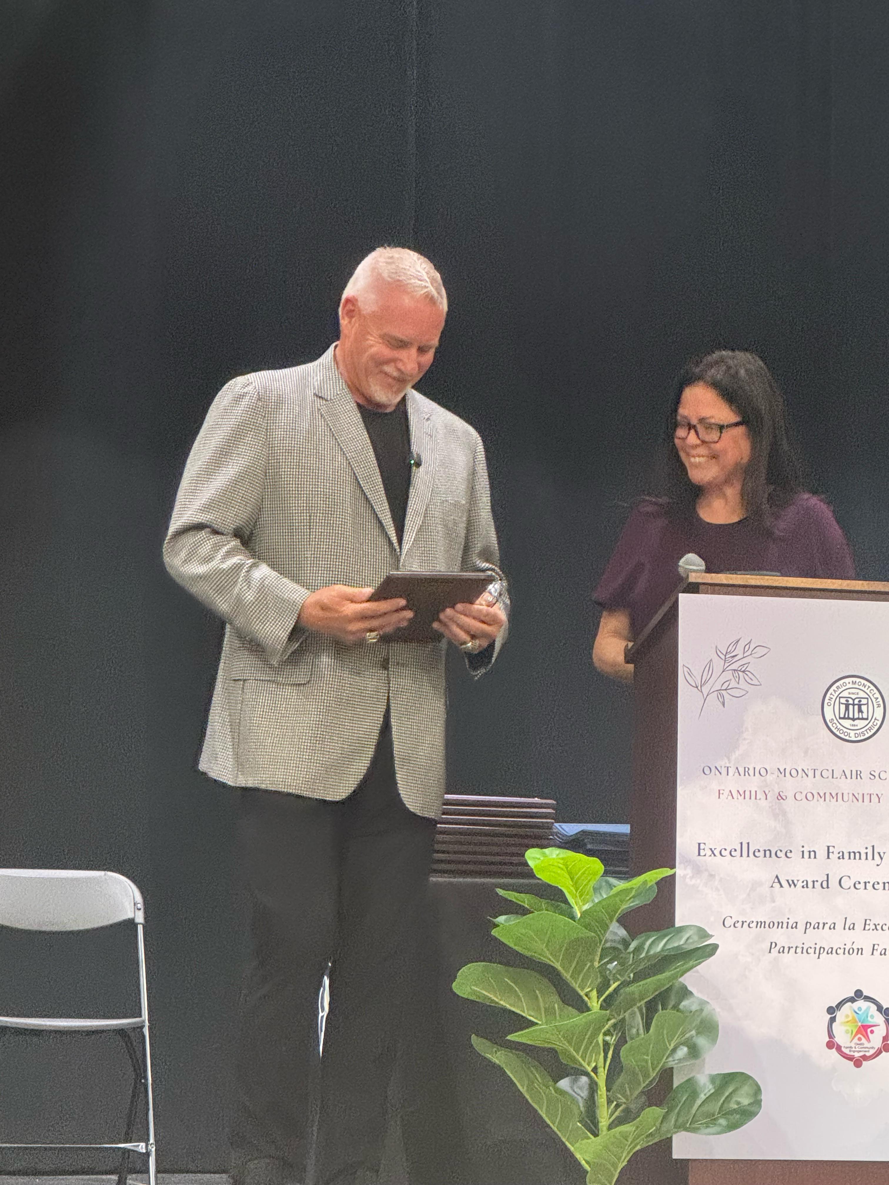 Dave Christensen leadership keynote speaker at corporate conference event 26